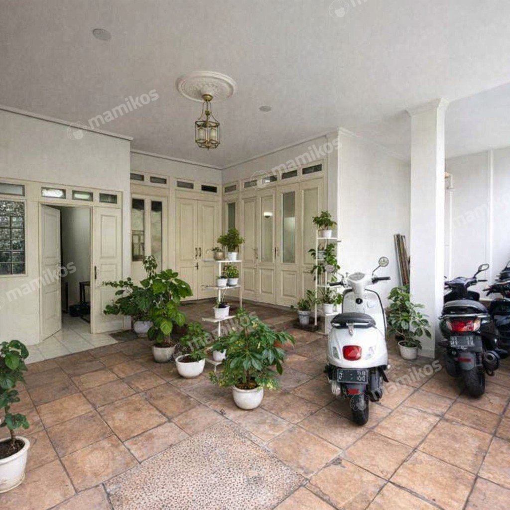 Rumah Sertifikat SHM 5 Kamar Tidur 5 Kamar Mandi Pondok Bambu Jakarta Timur - Photo 3