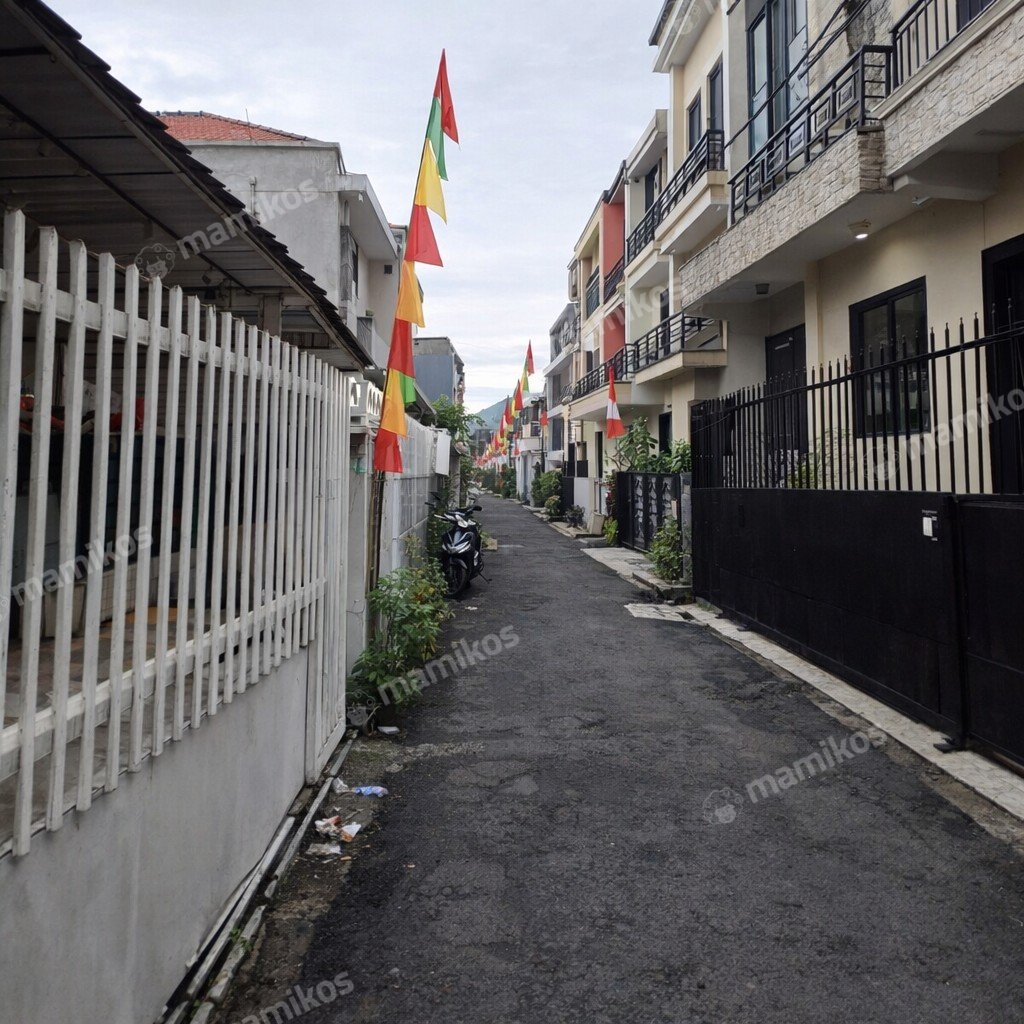 Rumah Sertifikat SHM 12 Kamar Tidur 12 Kamar Mandi Grogol Jakarta Barat - Photo 3
