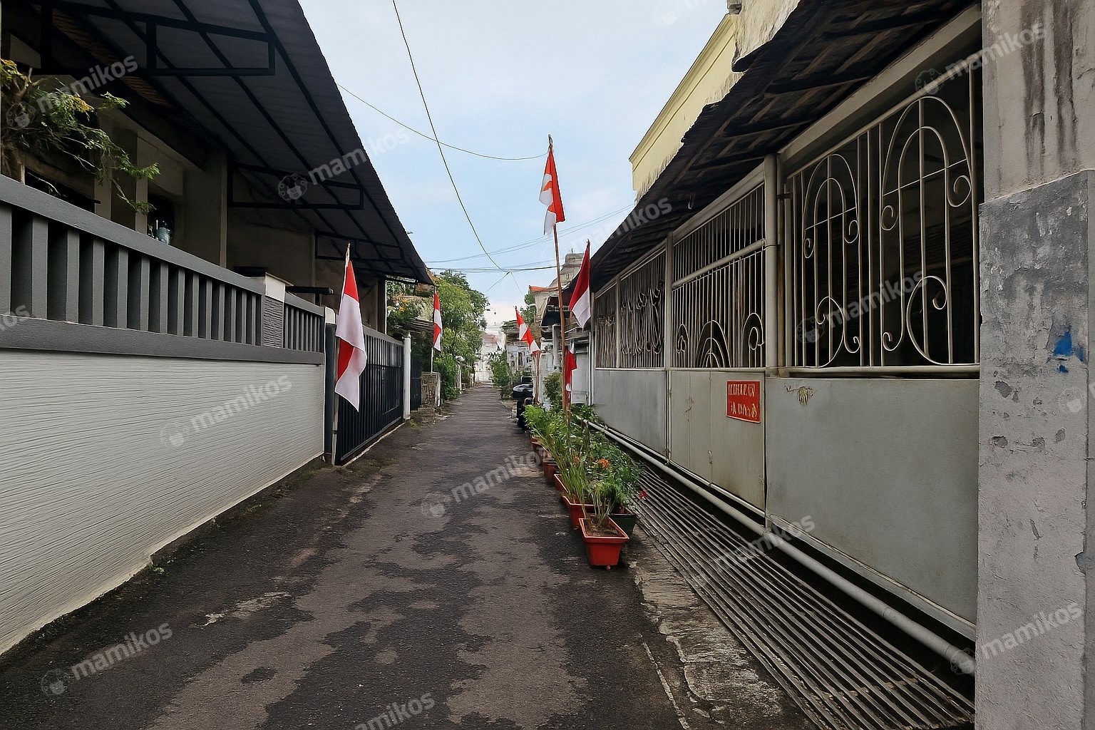 Rumah Sertifikat SHM 12 Kamar Tidur 12 Kamar Mandi Grogol Jakarta Barat - Photo 4