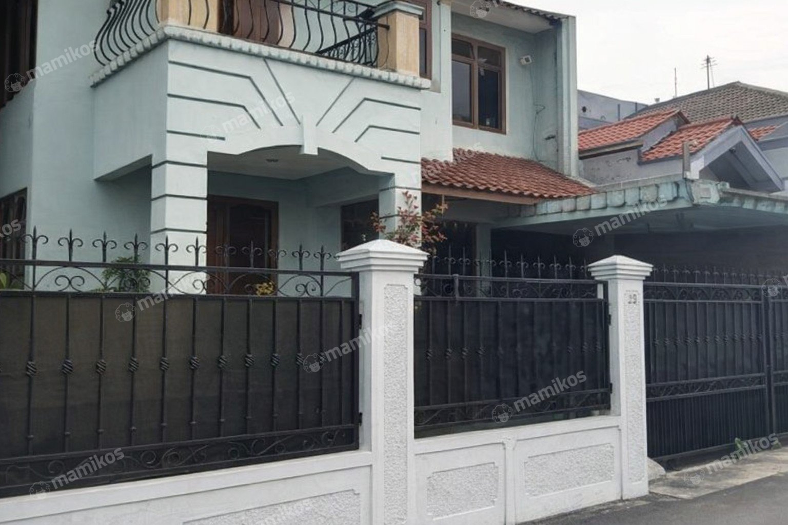 Rumah Sertifikat SHM 6 Kamar Tidur 4 Kamar Mandi Kebayoran Baru Jakarta Selatan