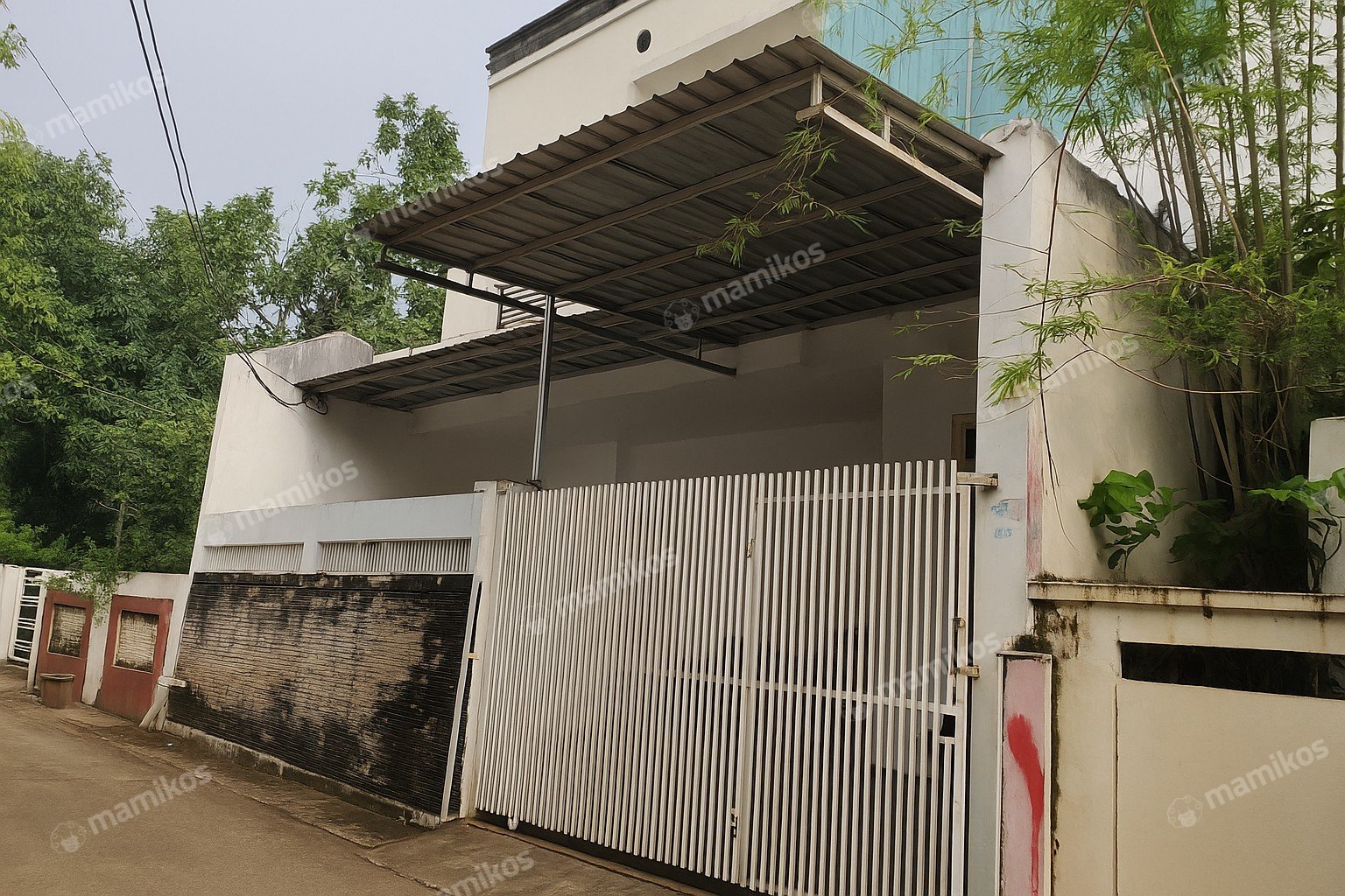 Rumah Sertifikat SHM 3 Kamar Tidur 2 Kamar Mandi Kembangan Jakarta Barat
