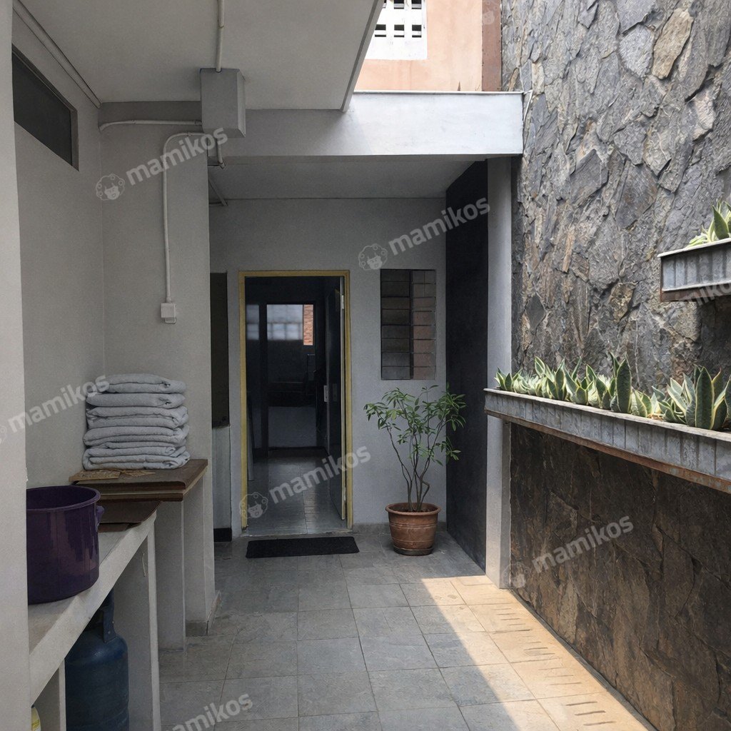 Rumah Sertifikat SHM 7 Kamar Tidur 6 Kamar Mandi Kramat Jati Jakarta Timur - Photo 5
