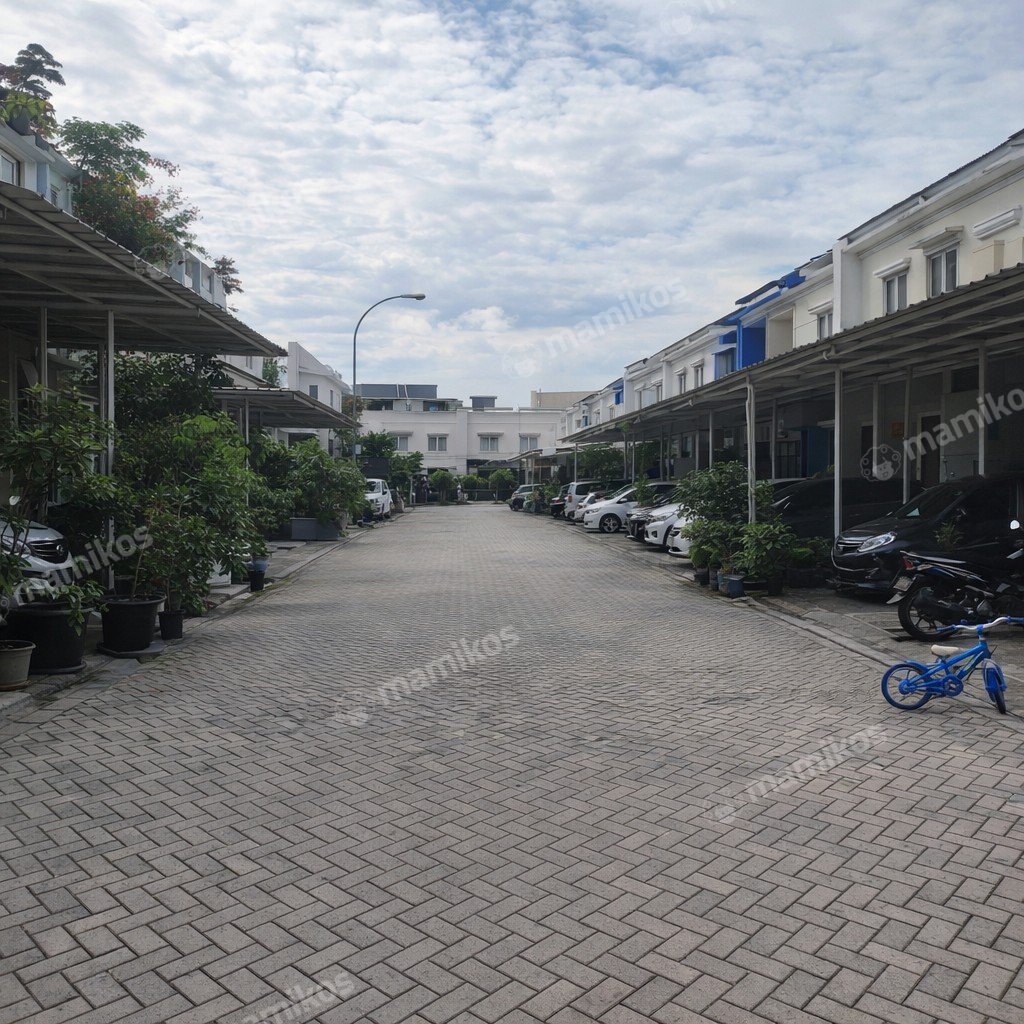 Rumah Sertifikat SHM 2 Kamar Tidur 2 Kamar Mandi Green Lake City Jakarta Barat - Photo 2