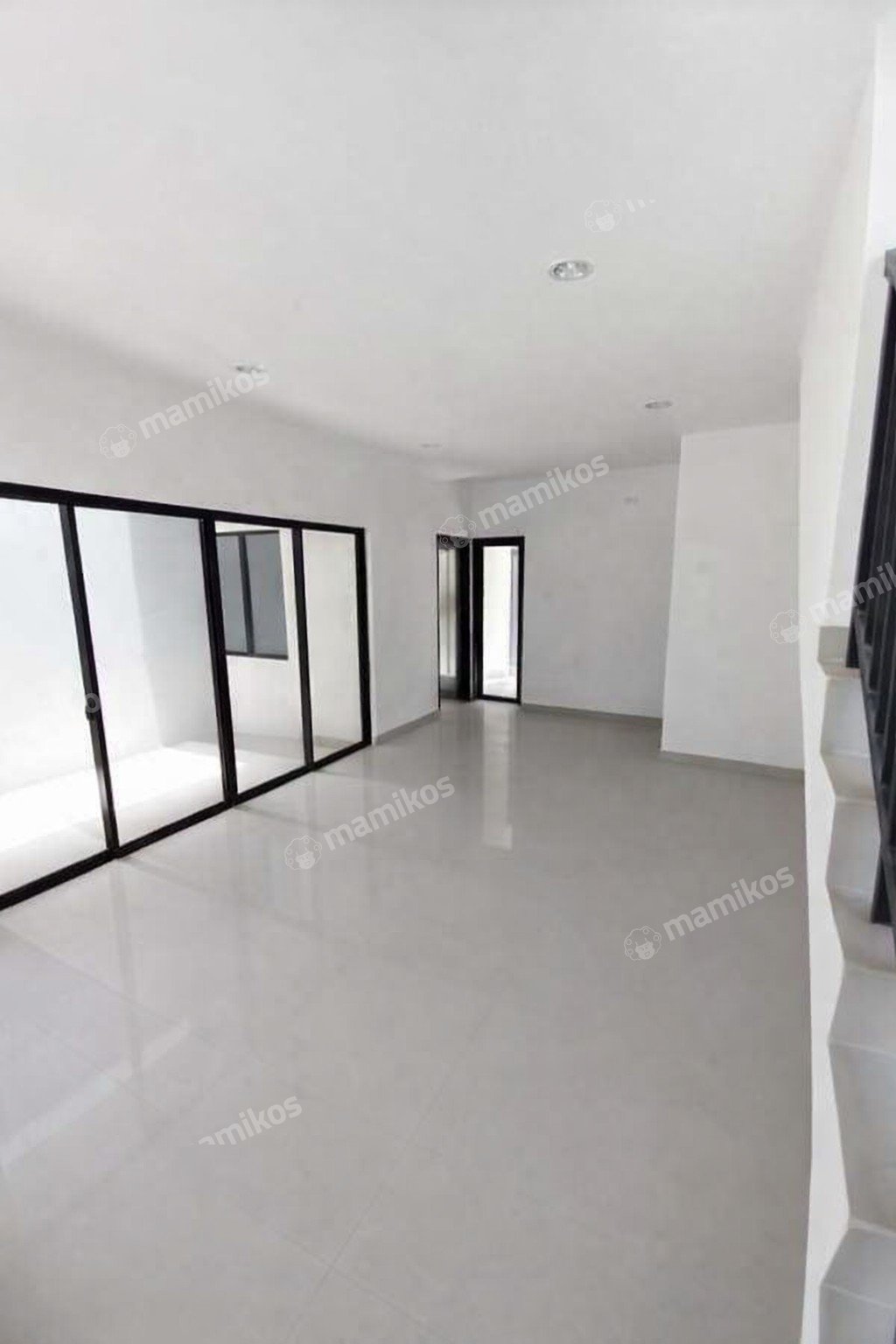 Rumah Sertifikat PPJB 5 Kamar Tidur 3 Kamar Mandi Pantai Indah Kapuk 2 Jakarta Utara - Photo 4