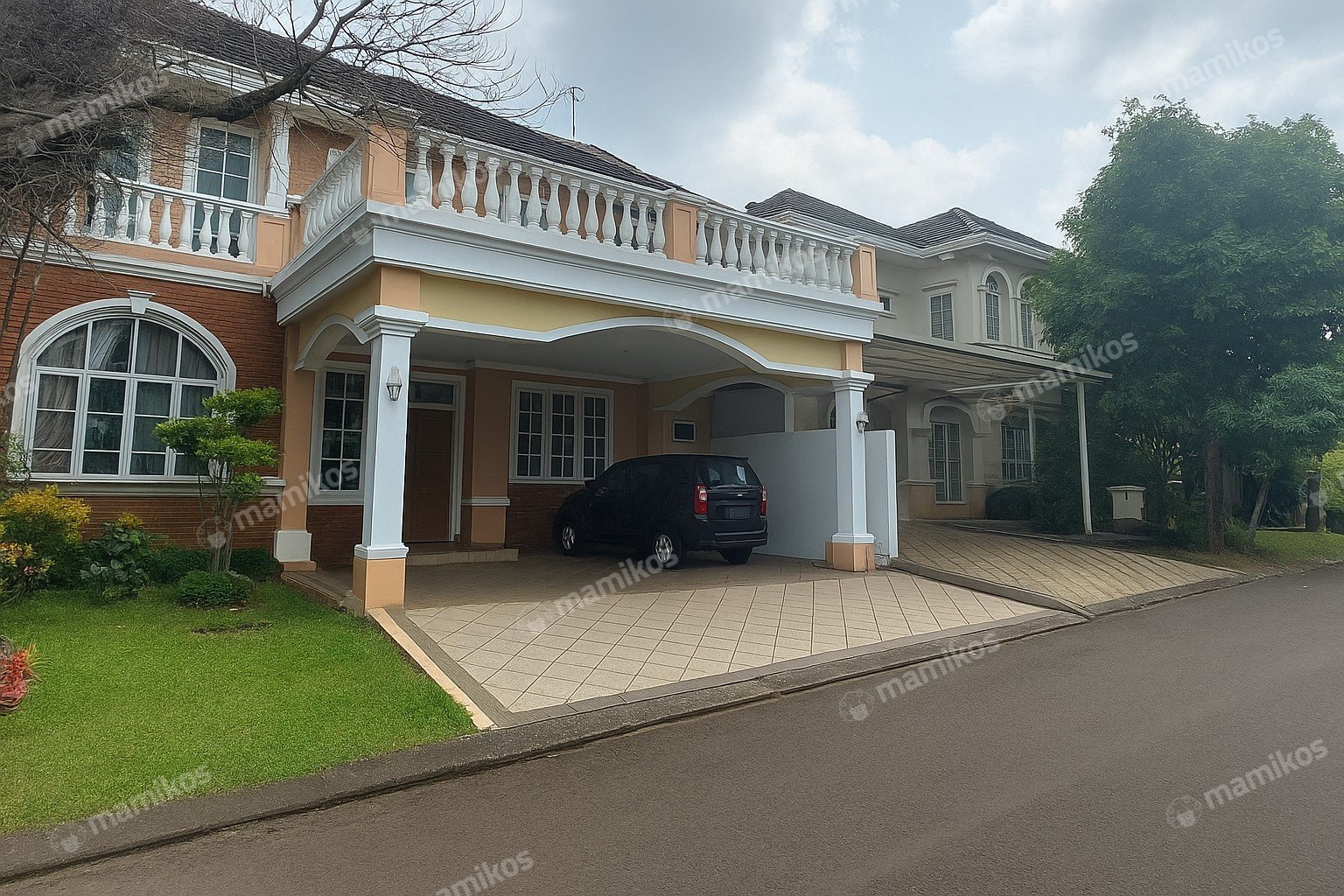 Rumah Sertifikat SHM 5 Kamar Tidur 4 Kamar Mandi Kota Wisata Jakarta Timur