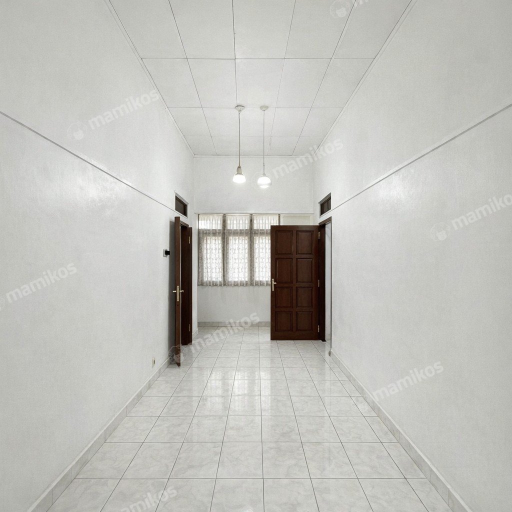 Rumah Sertifikat SHM 7 Kamar Tidur 3 Kamar Mandi Senopati Jakarta Selatan - Photo 3