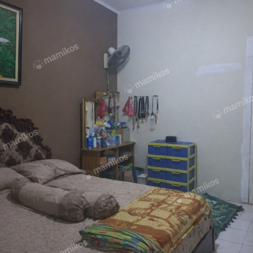 Rumah Sertifikat SHM 4 Kamar Tidur 2 Kamar Mandi Sektor 5-Bintaro Jakarta Selatan - Photo 4