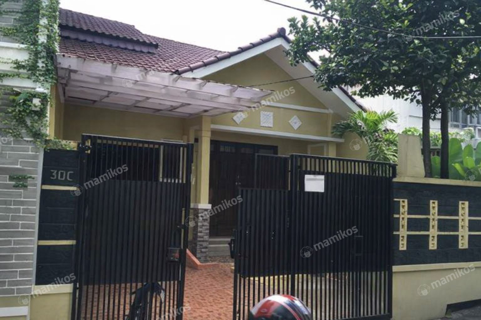 Rumah Sertifikat SHM 4 Kamar Tidur 4 Kamar Mandi Cipete Jakarta Selatan