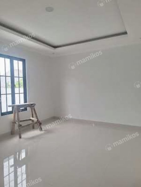 Rumah Sertifikat SHM 3 Kamar Tidur 2 Kamar Mandi Harapan Indah Bekasi - Photo 3