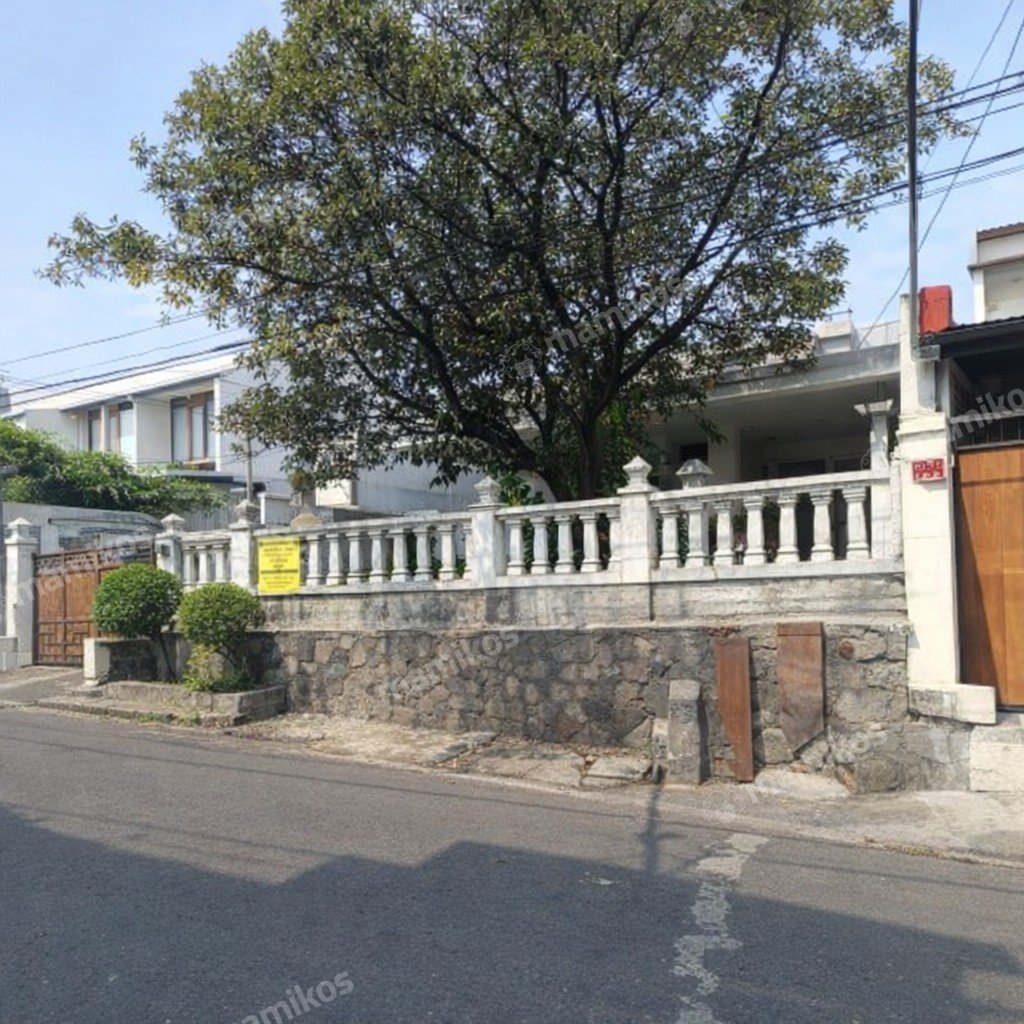 Rumah Sertifikat SHM 5 Kamar Tidur 4 Kamar Mandi Cipete Jakarta Selatan - Photo 2