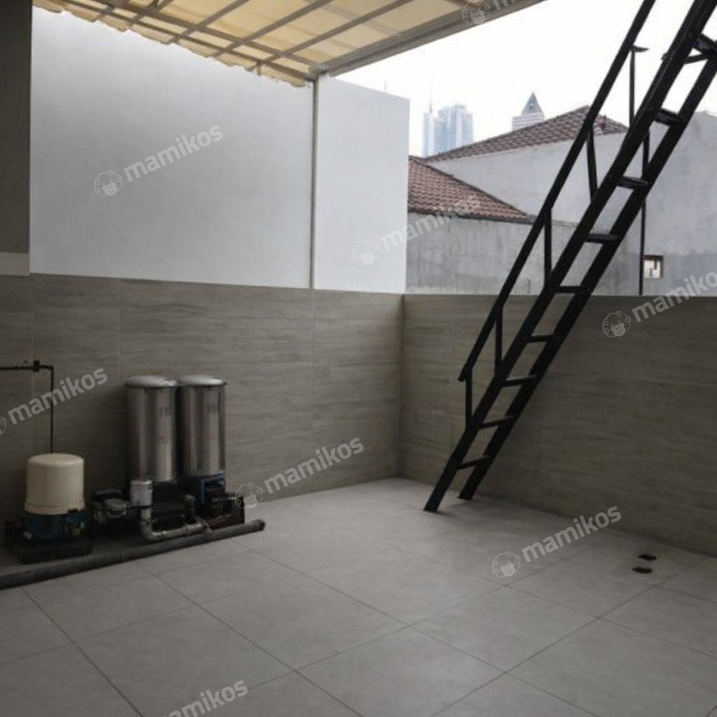 Rumah Sertifikat SHM 6 Kamar Tidur 6 Kamar Mandi Puri Media Jakarta Barat - Photo 4
