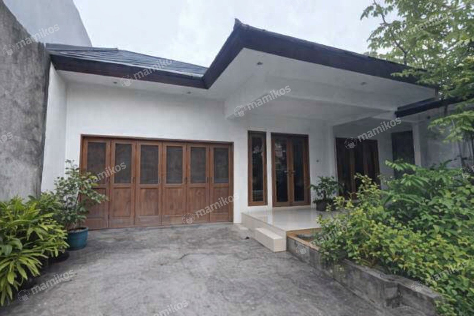 Rumah Sertifikat SHM 4 Kamar Tidur 4 Kamar Mandi Kebayoran Lama Jakarta Selatan - Photo 2