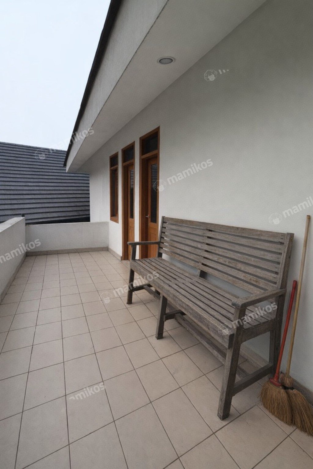 Rumah Sertifikat SHM 4 Kamar Tidur 4 Kamar Mandi Kebayoran Lama Jakarta Selatan - Photo 4