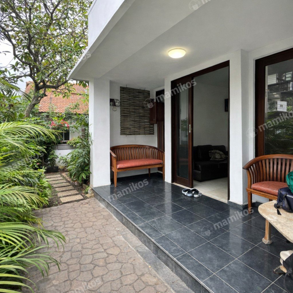 Rumah Sertifikat SHM 5 Kamar Tidur 5 Kamar Mandi Tebet Jakarta Selatan - Photo 3