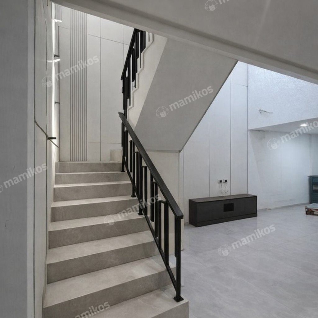 Rumah Sertifikat SHM 4 Kamar Tidur 3 Kamar Mandi Taman Palem Jakarta Barat - Photo 3
