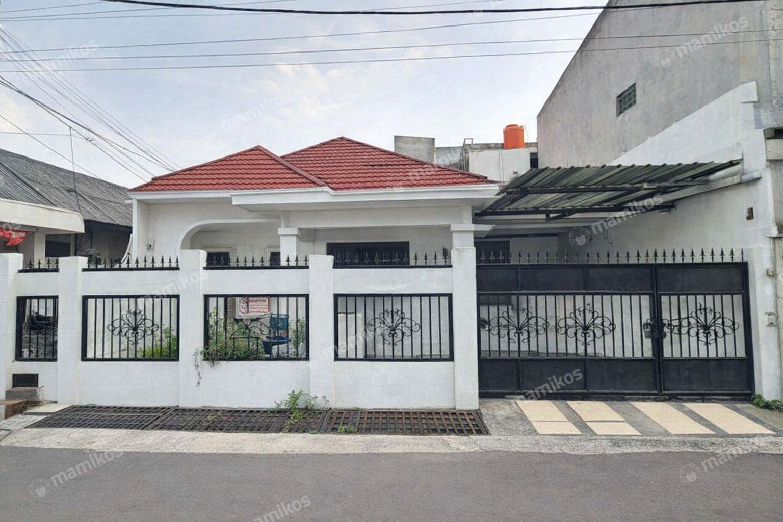Rumah Sertifikat SHM 4 Kamar Tidur 3 Kamar Mandi Radio Dalam Jakarta Selatan