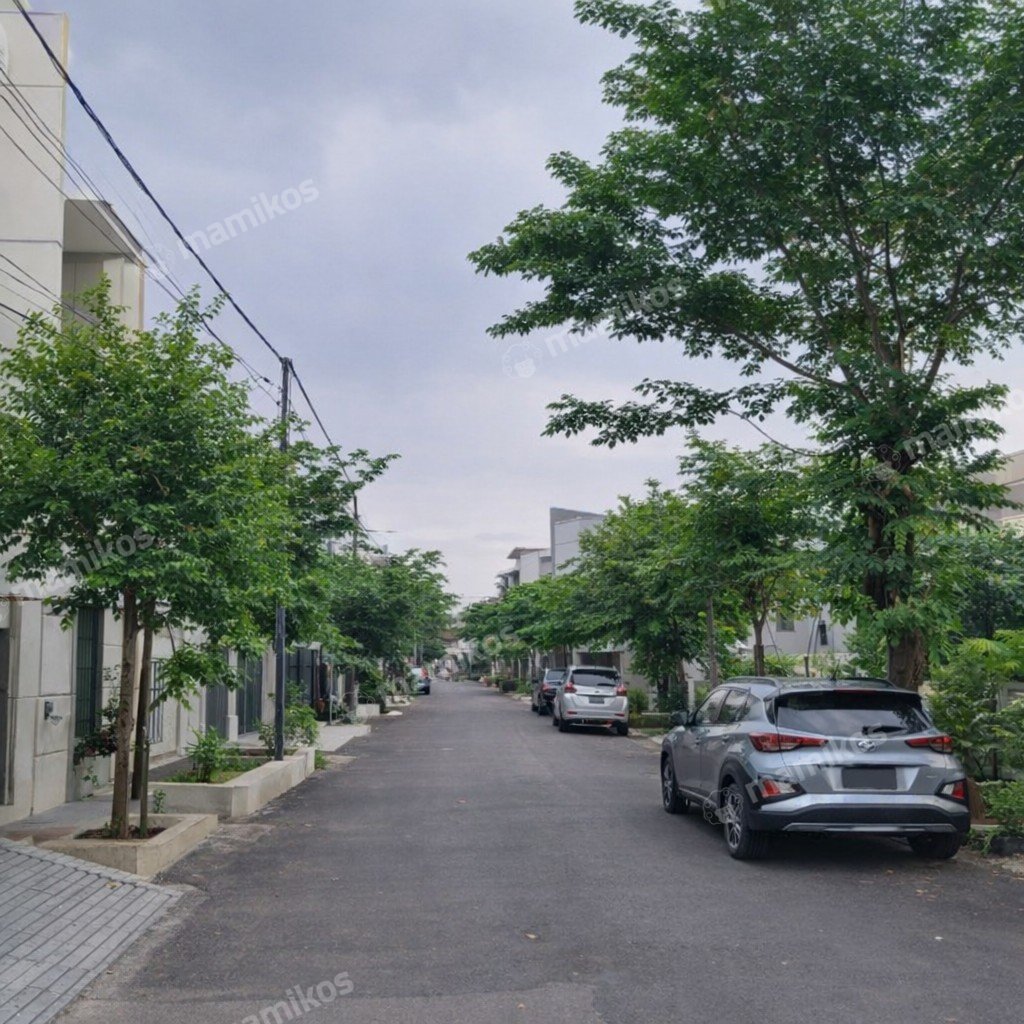 Rumah Sertifikat SHM 10 Kamar Tidur 11 Kamar Mandi Tanjung Duren Jakarta Barat - Photo 3