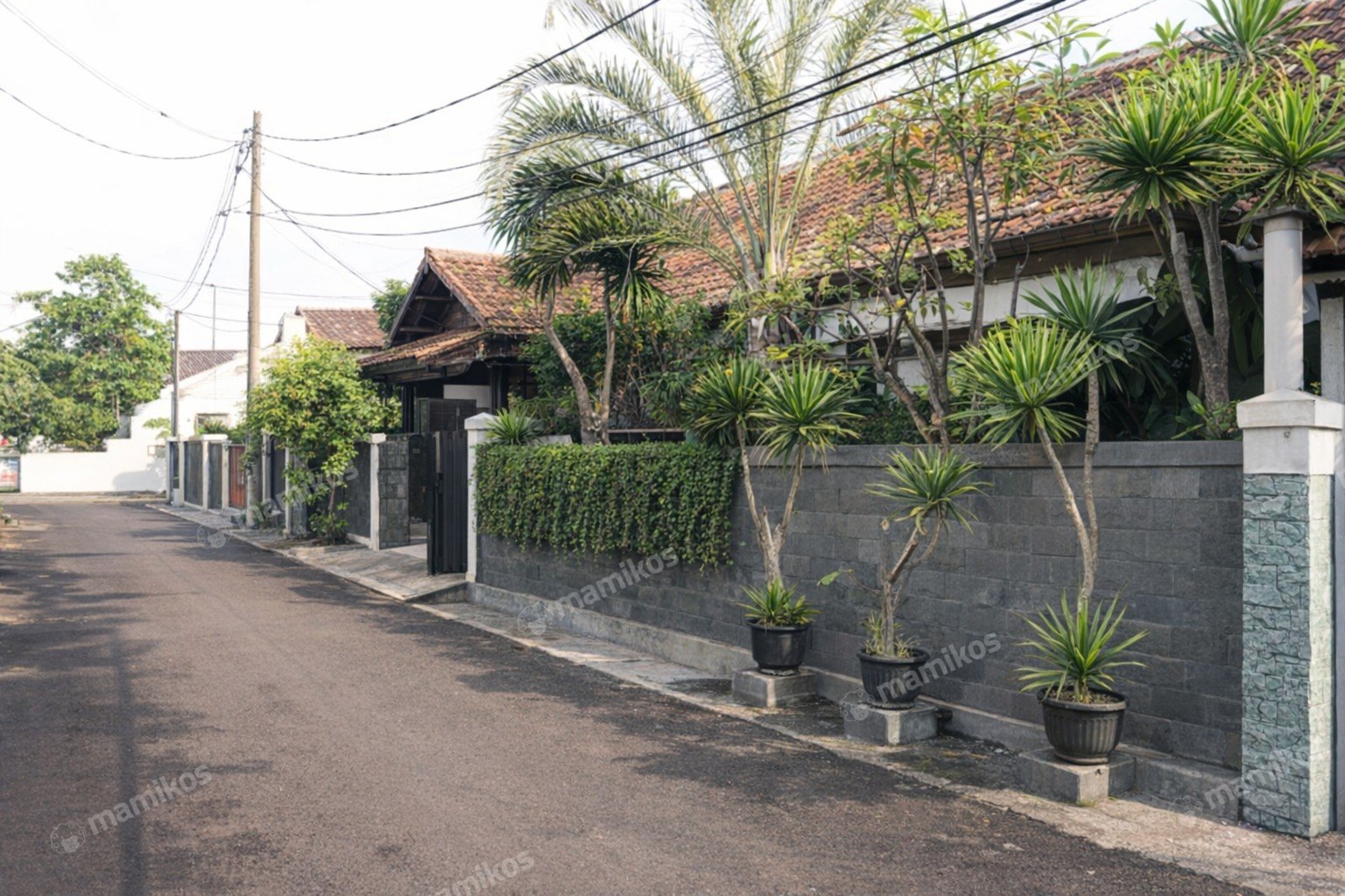 Rumah Sertifikat SHM 5 Kamar Tidur 2 Kamar Mandi Pos Pengumben Jakarta Barat - Photo 4