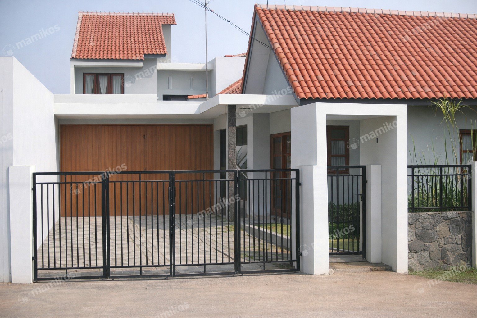 Rumah Sertifikat SHM 6 Kamar Tidur 6 Kamar Mandi Cibubur Jakarta Timur