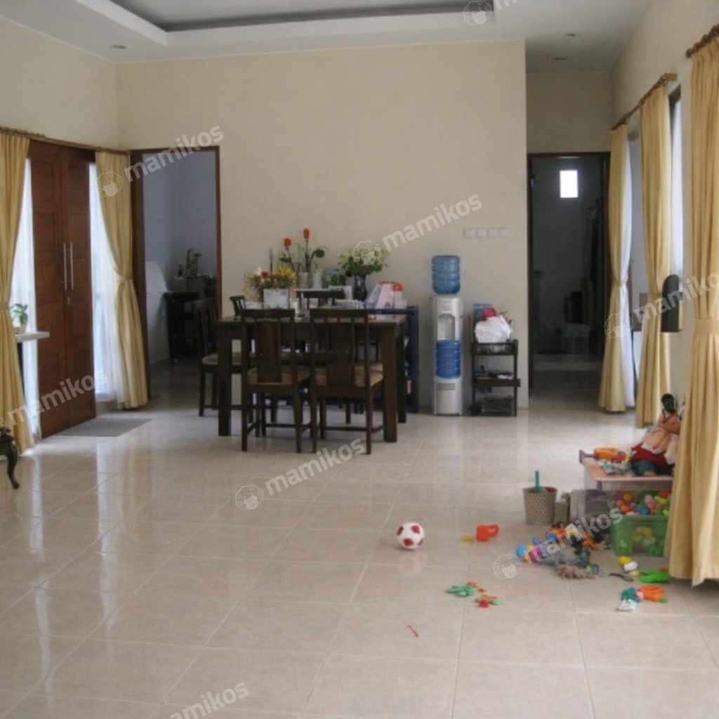 Rumah Sertifikat SHM 6 Kamar Tidur 6 Kamar Mandi Cibubur Jakarta Timur - Photo 4