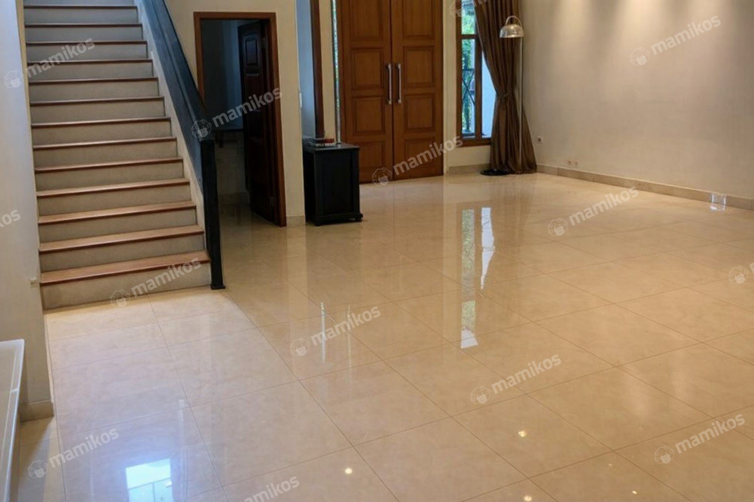 Rumah Sertifikat SHM 5 Kamar Tidur 5 Kamar Mandi patra kuningan Jakarta Selatan