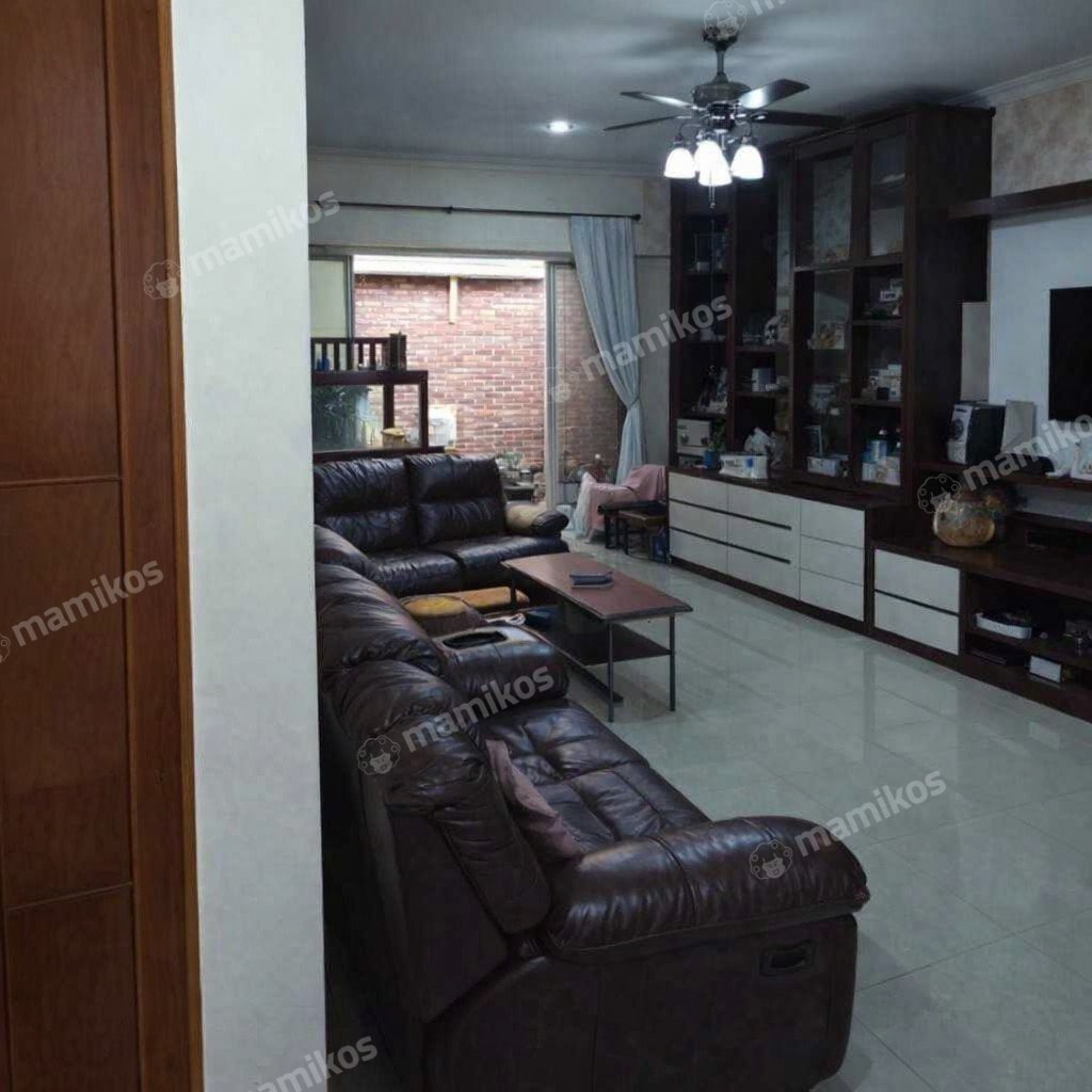 Rumah Sertifikat SHM 3 Kamar Tidur 3 Kamar Mandi Jatinegara Jakarta Timur - Photo 5
