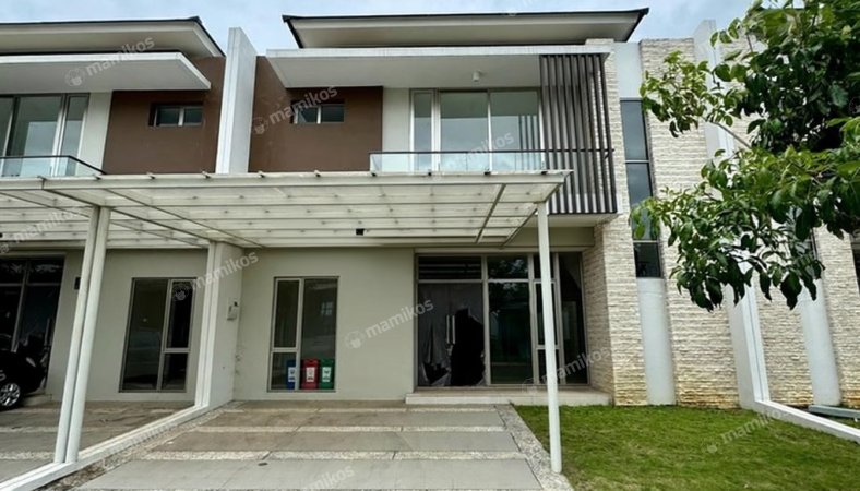 Rumah 4KT 4KM Pantai Indah Kapuk Jakarta Utara