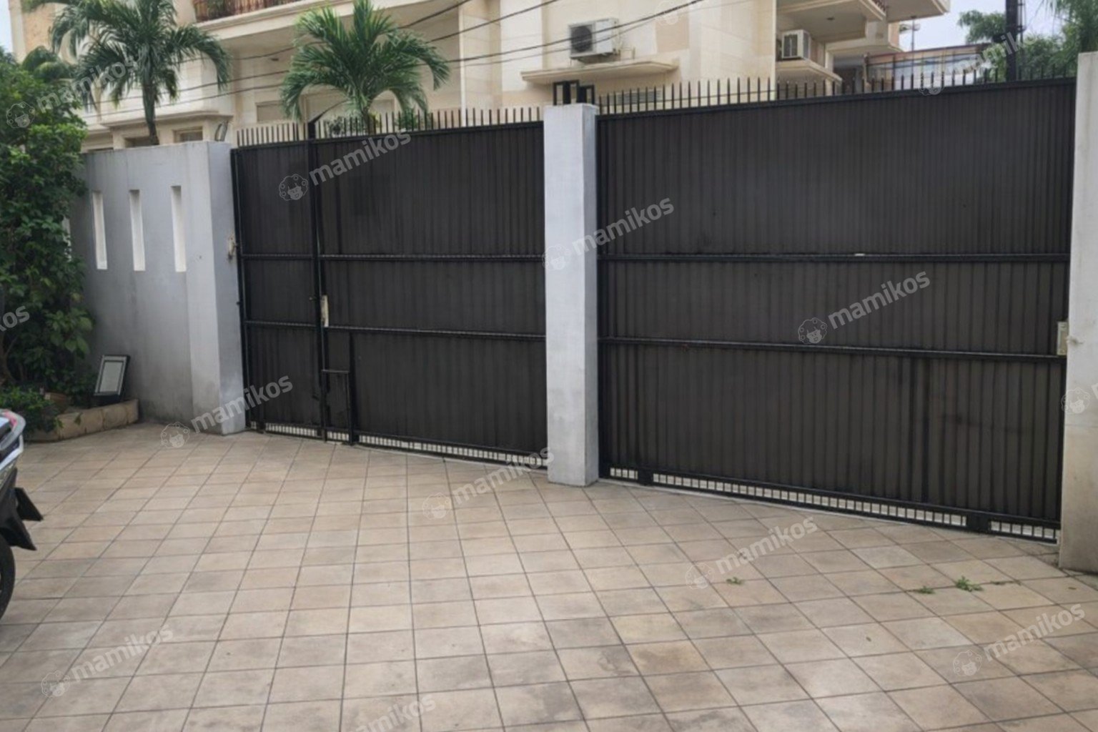 Rumah Sertifikat SHM 5 Kamar Tidur 5 Kamar Mandi Duri Kosambi Jakarta Barat