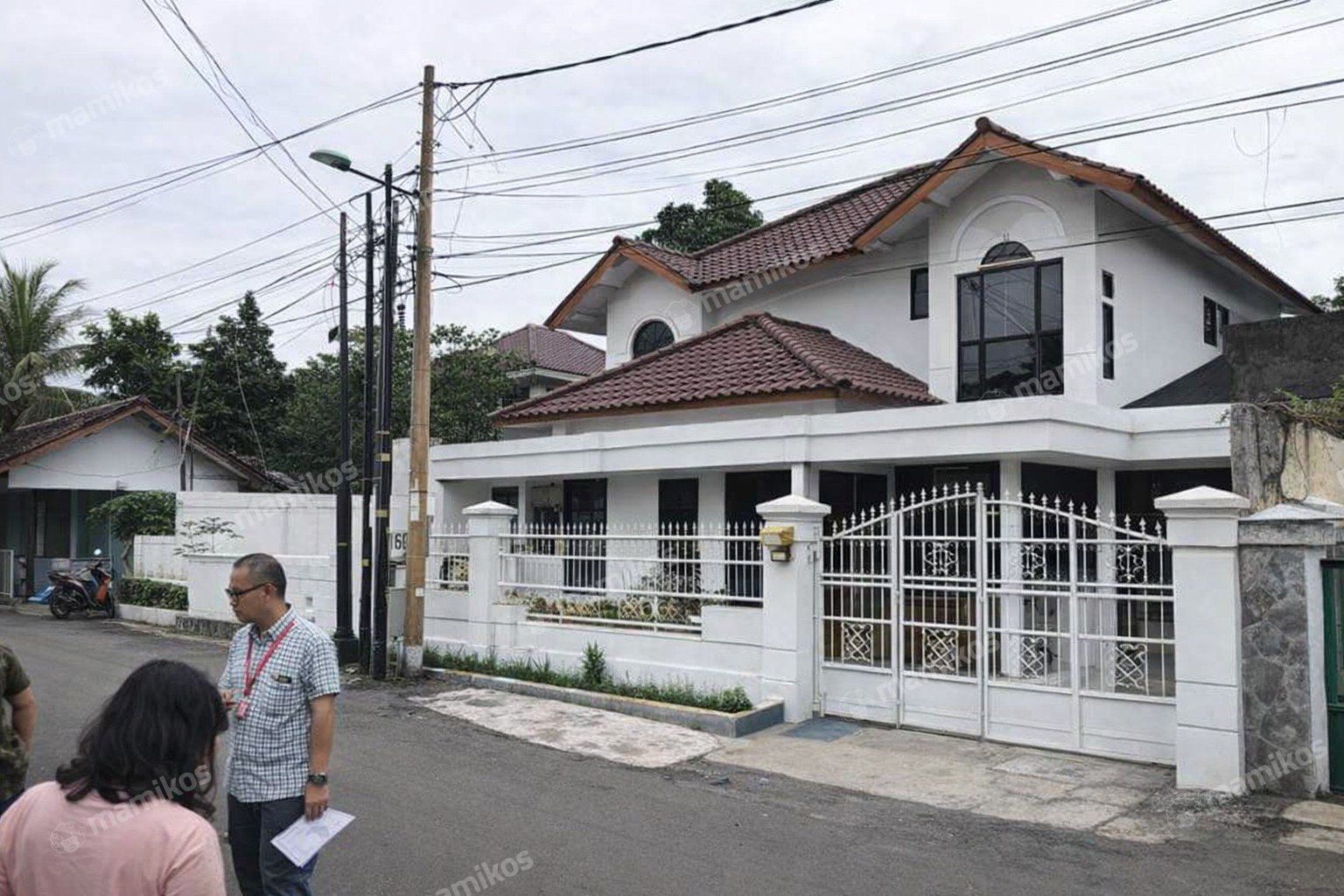 Rumah Sertifikat SHM 5 Kamar Tidur 3 Kamar Mandi Pulo Gadung Jakarta Timur