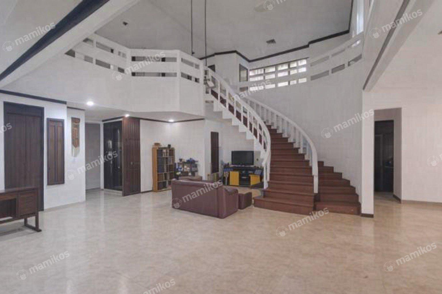 Rumah Sertifikat SHM 6 Kamar Tidur 6 Kamar Mandi Setiabudi Jakarta Selatan - Photo 2