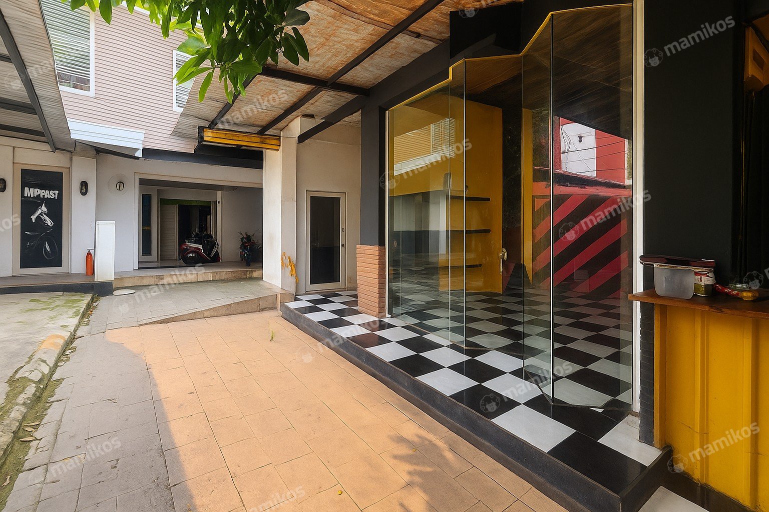 Rumah 3 Kamar Mandi 3 Lantai Radio Dalam Jakarta Selatan