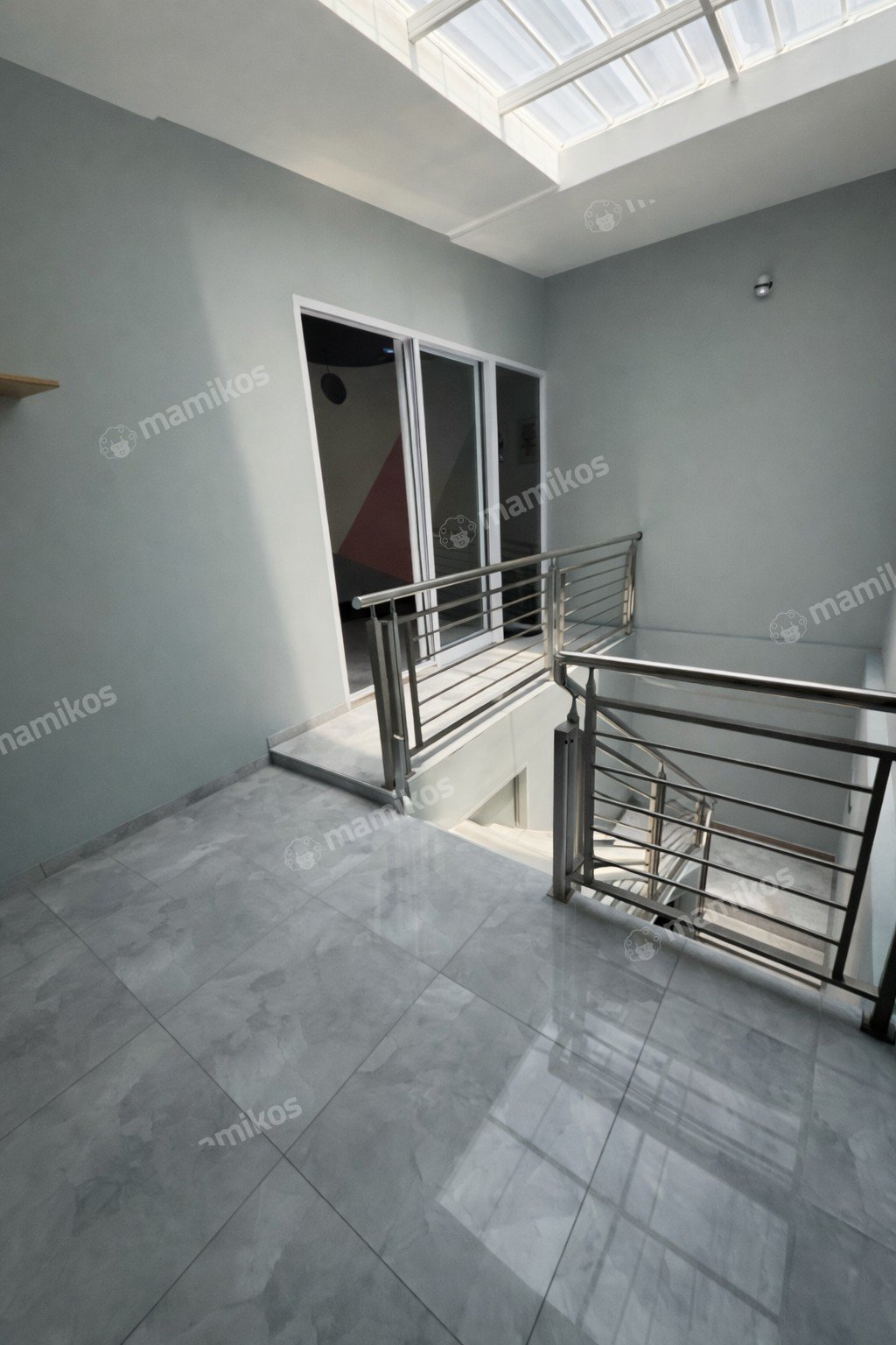 Rumah Sertifikat SHM 4 Kamar Tidur 3 Kamar Mandi Kelapa Gading Jakarta Utara - Photo 2