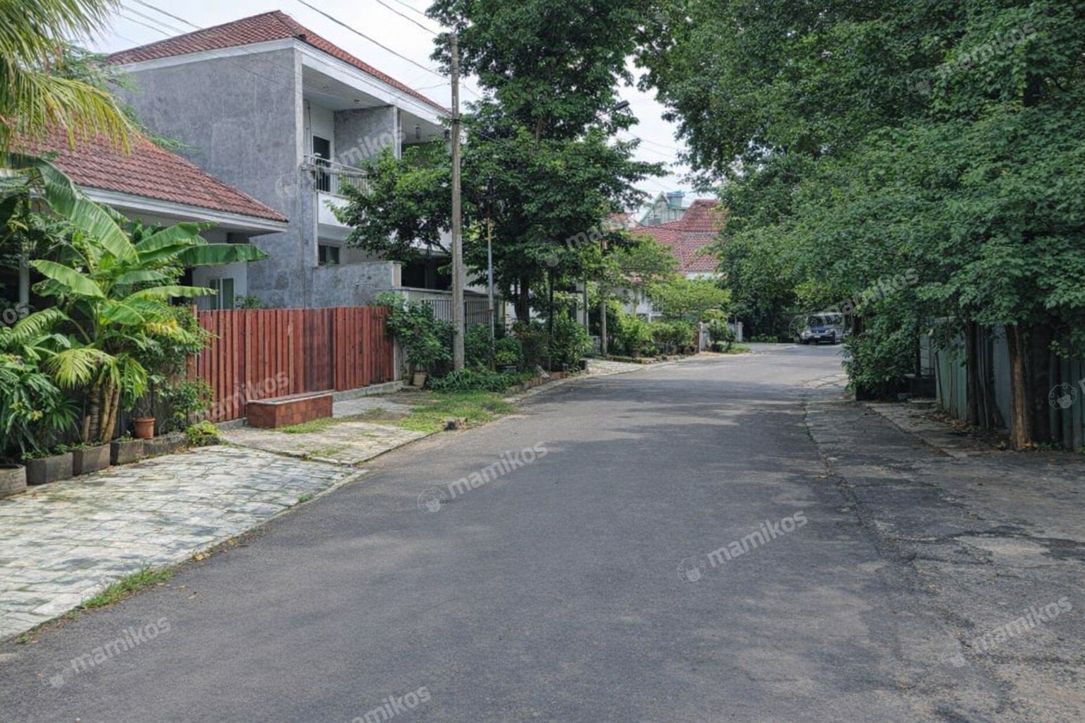 Rumah Sertifikat SHM 3 Kamar Tidur 3 Kamar Mandi Kebayoran Baru Jakarta Selatan - Photo 4
