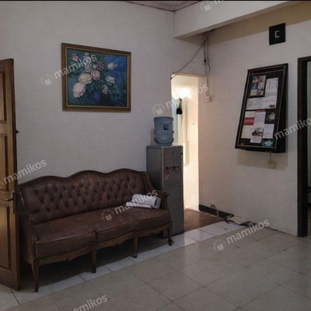 Rumah Sertifikat SHM 4 Kamar Tidur 3 Kamar Mandi Rawamangun Jakarta Timur - Photo 2