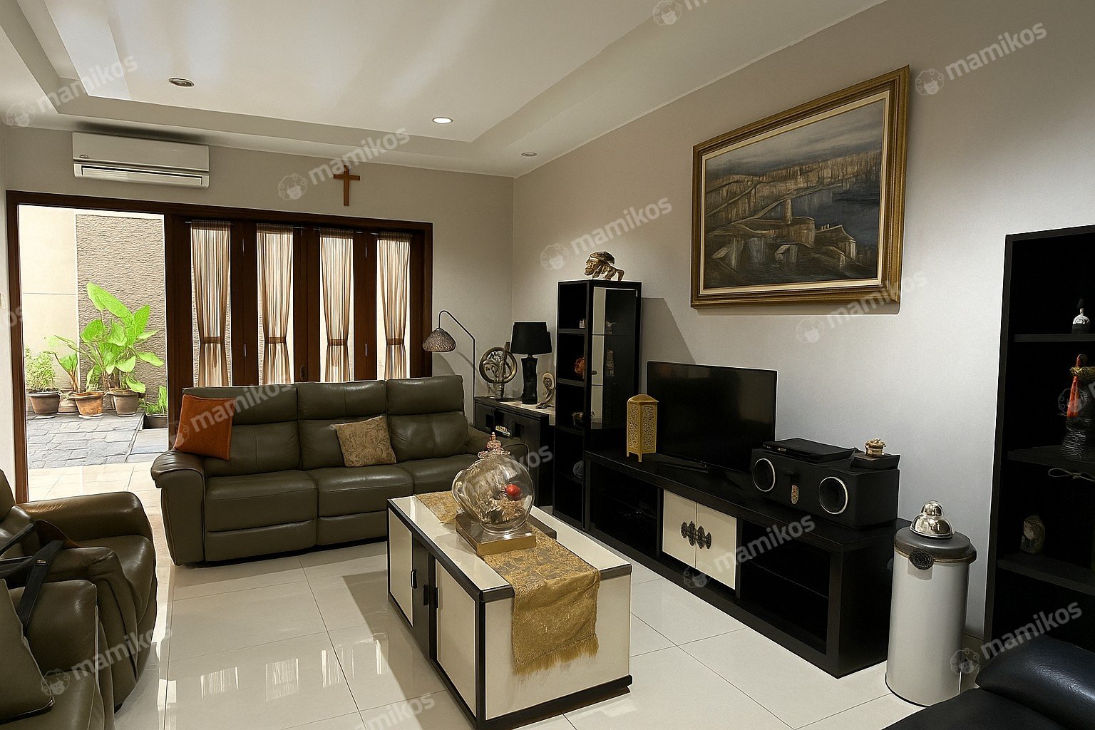 Rumah Sertifikat SHM 4 Kamar Tidur 5 Kamar Mandi Permata Buana Jakarta Barat
