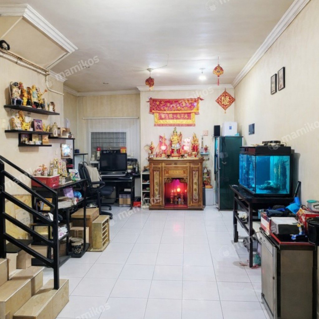 Rumah Sertifikat SHM 3 Kamar Tidur 2 Kamar Mandi Taman Palem Jakarta Barat - Photo 2