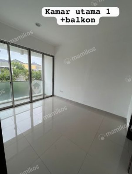 Rumah Sertifikat SHM 3 Kamar Tidur 3 Kamar Mandi Pantai Indah Kapuk 2 Jakarta Utara - Photo 3