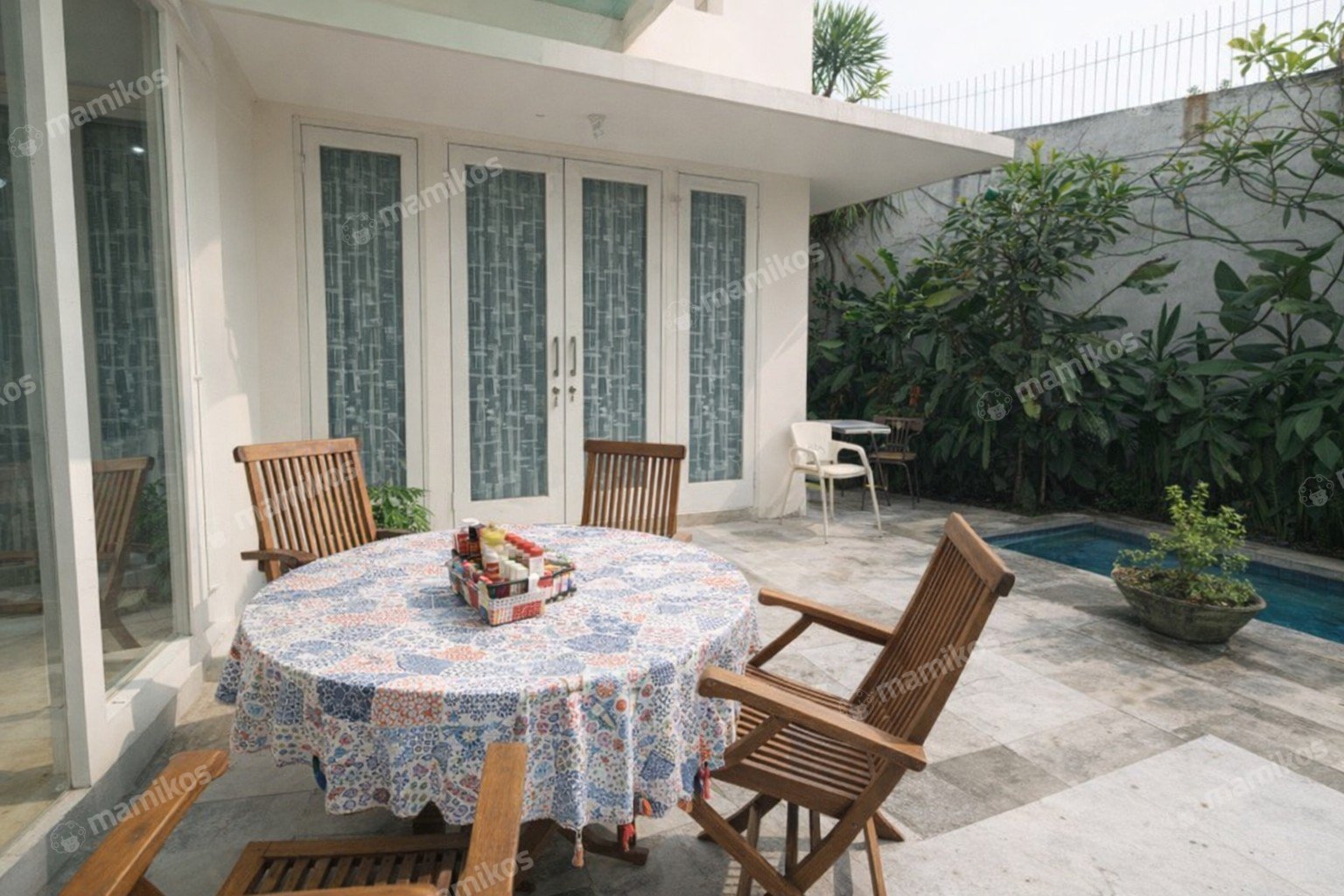 Rumah Sertifikat SHM 5 Kamar Tidur 5 Kamar Mandi Pondok Indah Jakarta Selatan