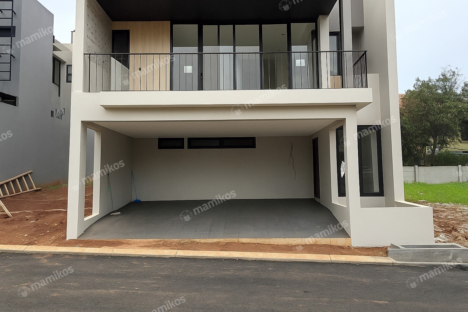 Rumah Sertifikat SHM 2 Kamar Tidur 3 Kamar Mandi Bambu Apus Jakarta Timur