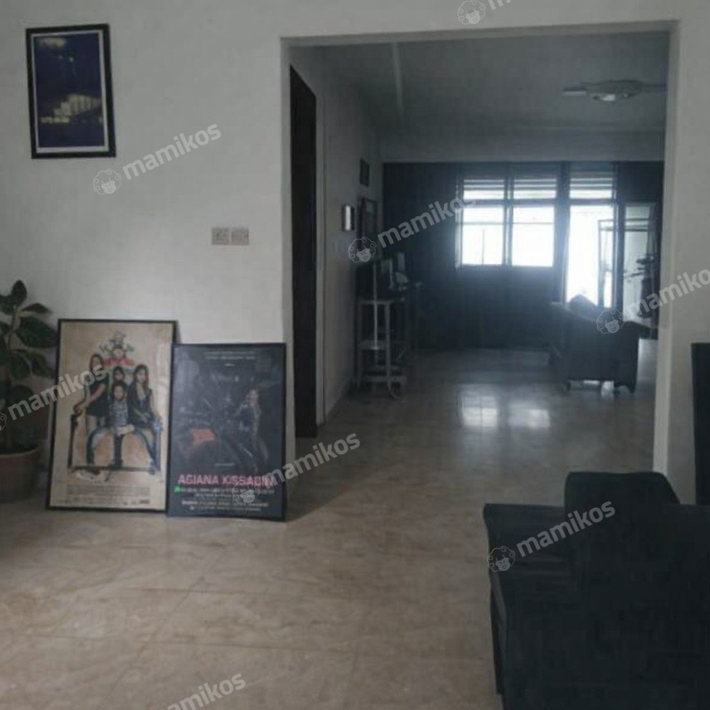Rumah Sertifikat SHM 5 Kamar Tidur 3 Kamar Mandi Cilandak Jakarta Selatan - Photo 2