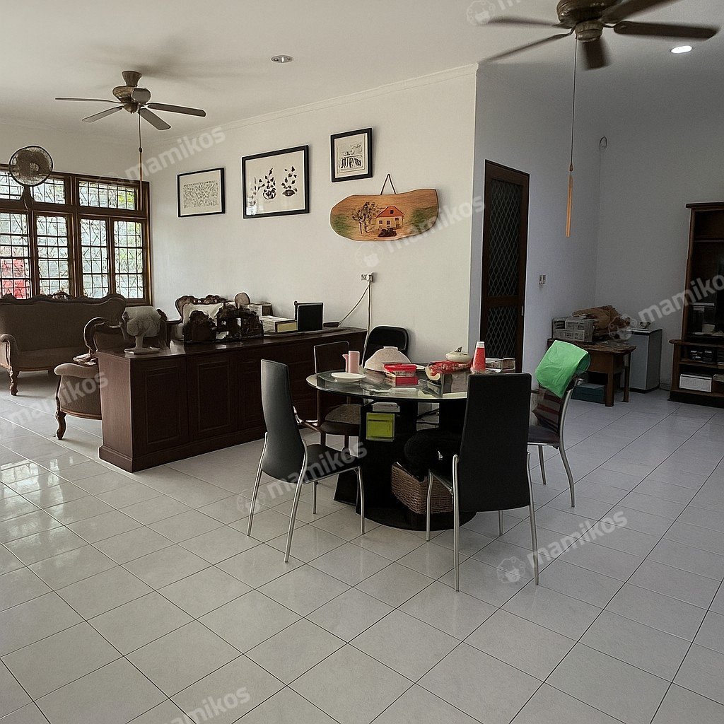 Rumah Sertifikat SHM 3 Kamar Tidur 2 Kamar Mandi Muara Karang Jakarta Utara