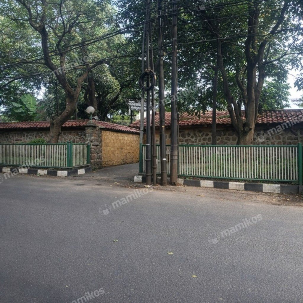 Rumah Sertifikat SHM 6 Kamar Tidur 5 Kamar Mandi Cilandak Jakarta Selatan - Photo 2