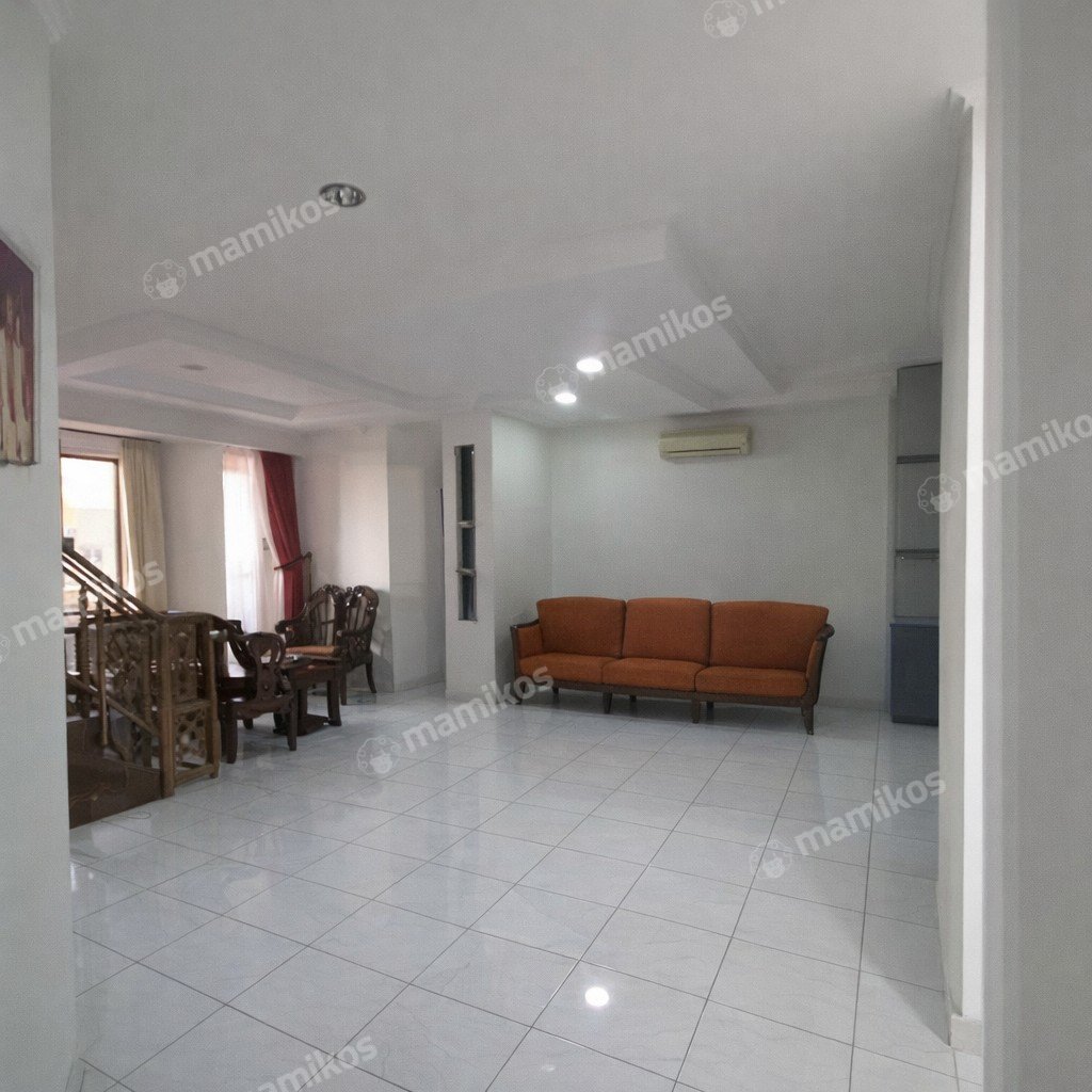 Rumah Sertifikat SHM 7 Kamar Tidur 4 Kamar Mandi Sunter Jakarta Utara - Photo 2