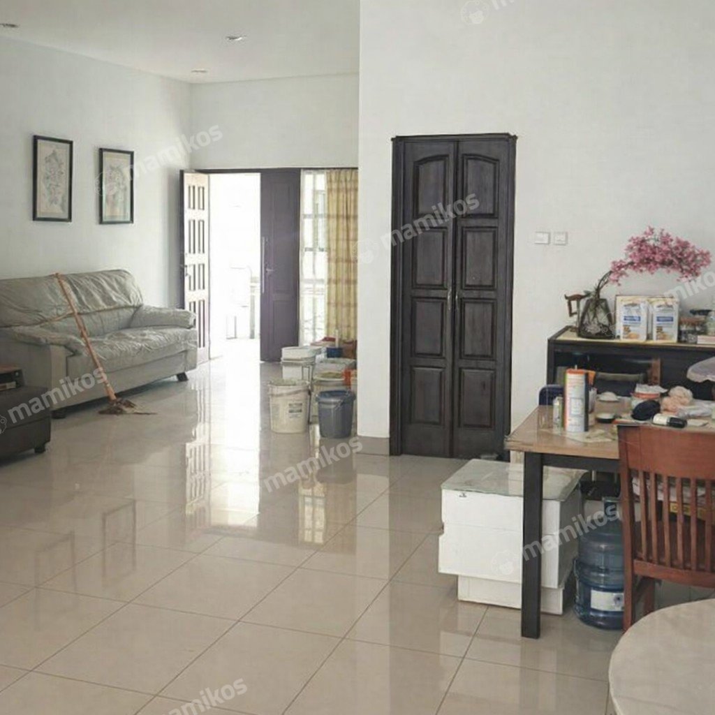 Rumah Sertifikat SHM 4 Kamar Tidur 2 Kamar Mandi Sunrise Garden Jakarta Barat - Photo 4