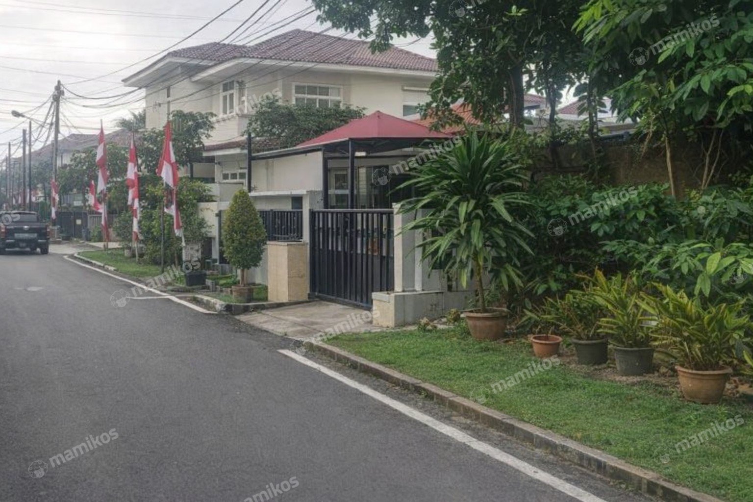 Rumah Sertifikat SHM 5 Kamar Tidur 3 Kamar Mandi Pondok Bambu Jakarta Timur - Photo 3