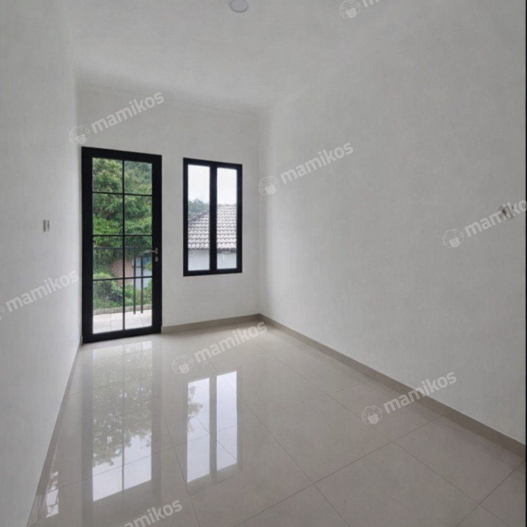 Rumah Sertifikat SHM 3 Kamar Tidur 2 Kamar Mandi Ciracas Jakarta Timur - Photo 3
