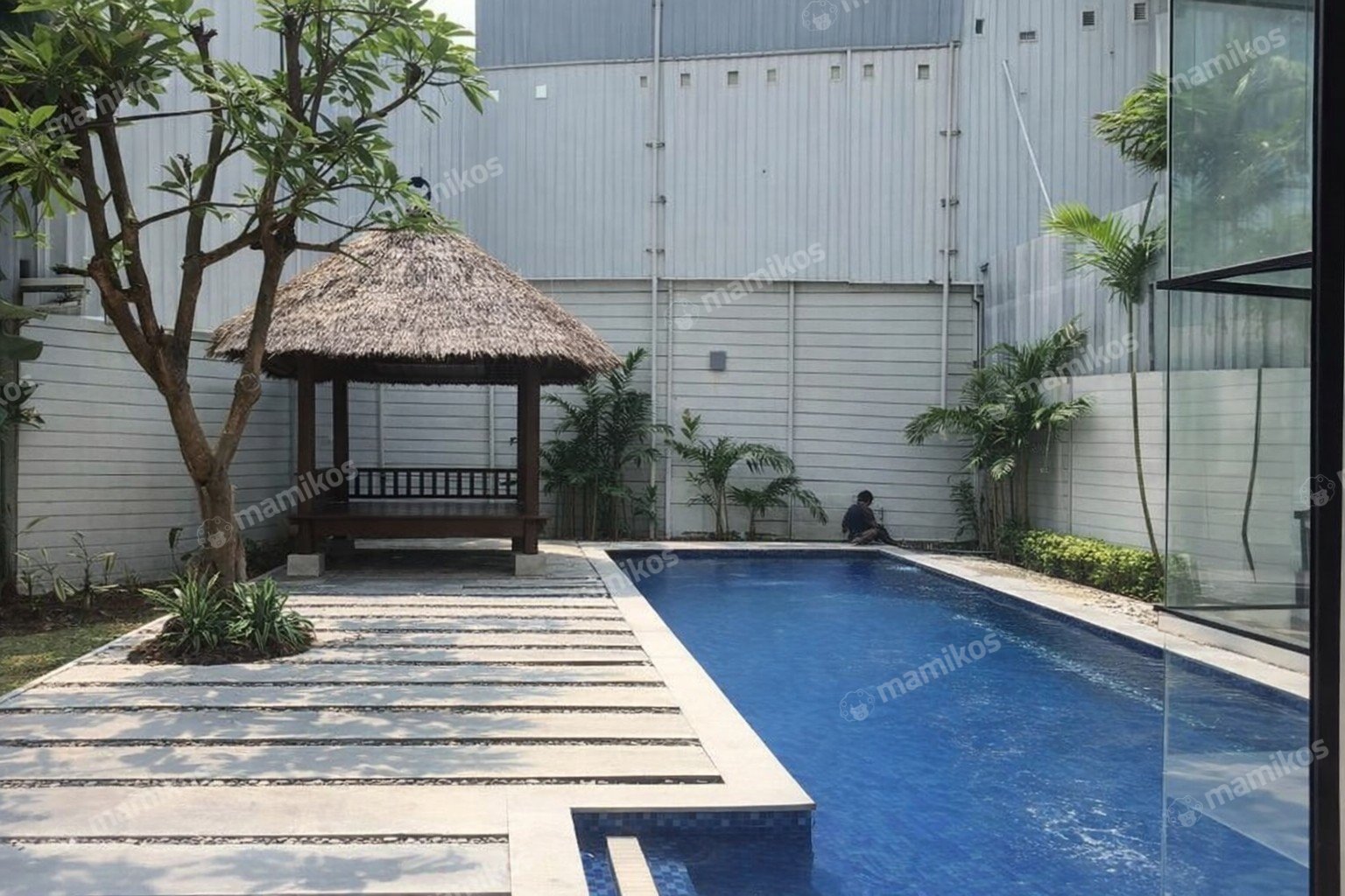 Rumah Sertifikat SHM 5 Kamar Tidur 5 Kamar Mandi Cipete Jakarta Selatan
