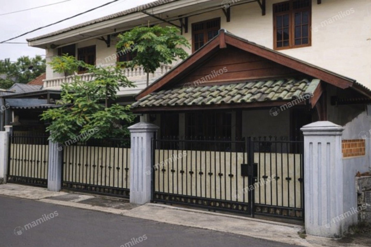 Rumah Sertifikat SHM 6 Kamar Tidur 5 Kamar Mandi Kebayoran Baru Jakarta Selatan