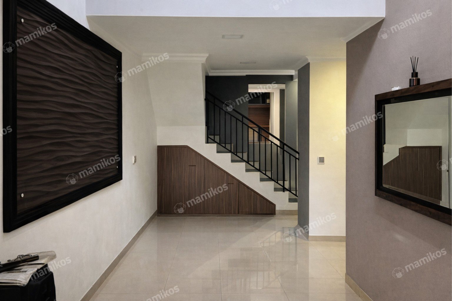 Rumah Sertifikat SHM 3 Kamar Tidur 3 Kamar Mandi Green garden Jakarta Barat