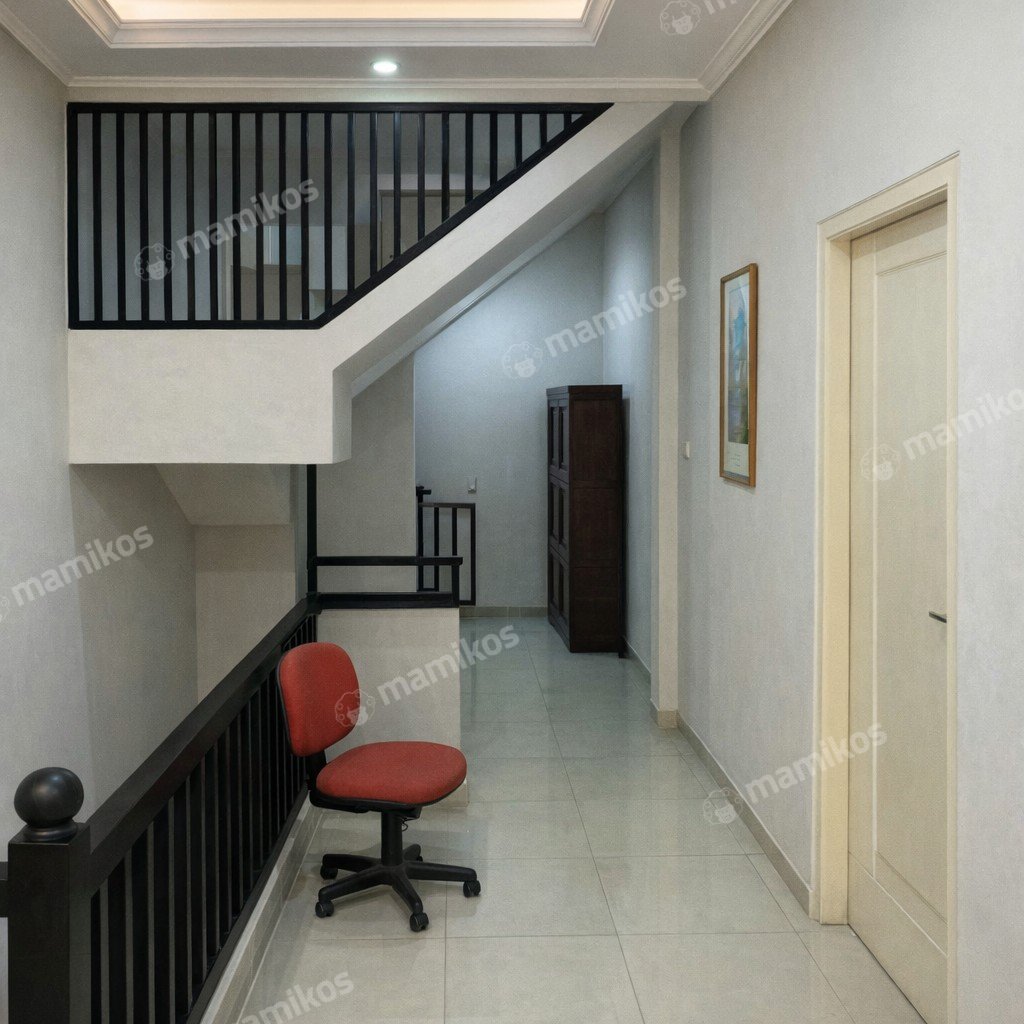Rumah Sertifikat SHM 3 Kamar Tidur 3 Kamar Mandi Green garden Jakarta Barat - Photo 2